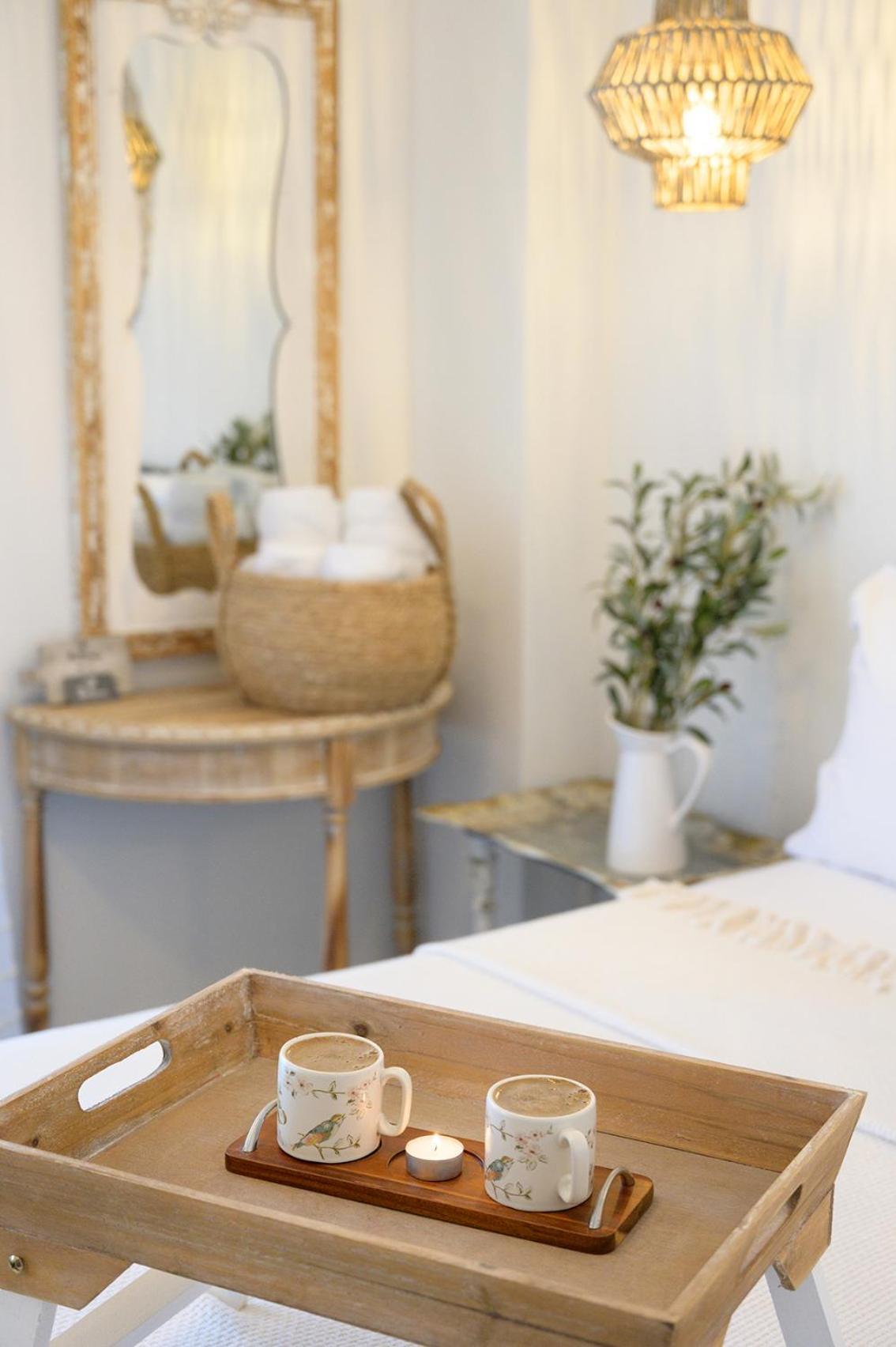 Meltemi Luxury Apartments ネア・ローダ エクステリア 写真
