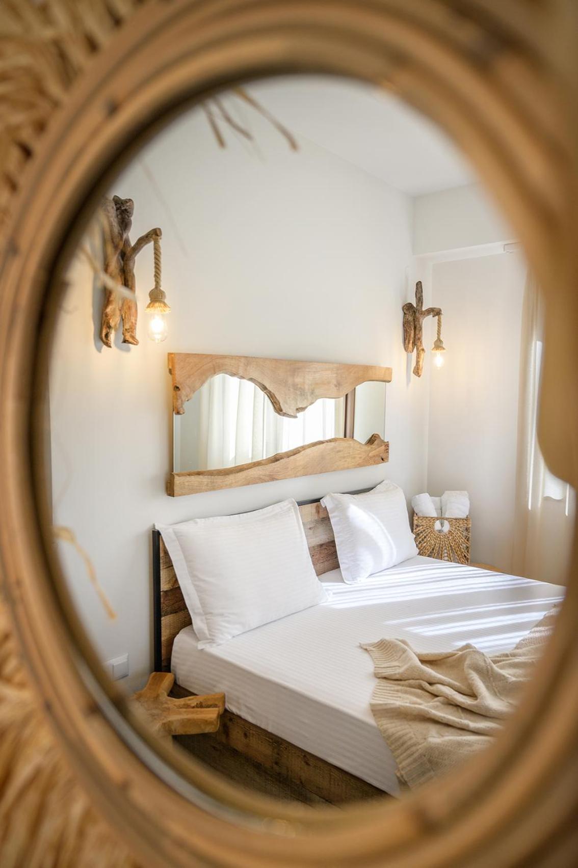 Meltemi Luxury Apartments ネア・ローダ エクステリア 写真