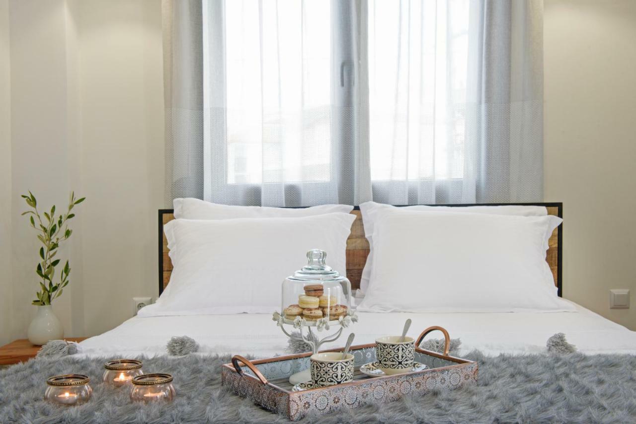 Meltemi Luxury Apartments ネア・ローダ エクステリア 写真